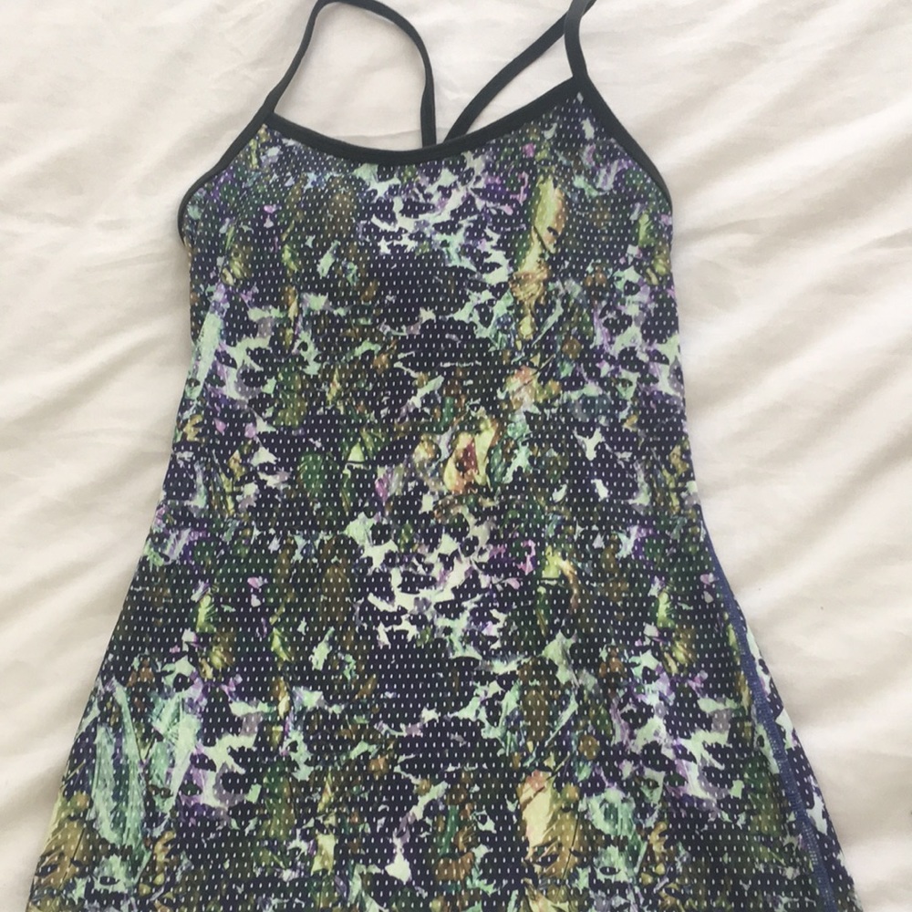 Lululemon racer back tank with built in bra